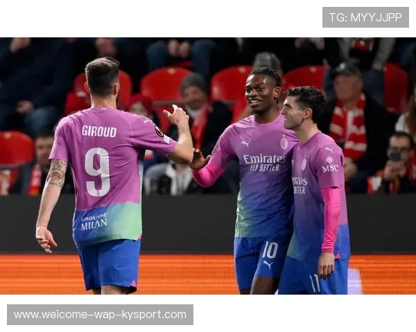 莱奥边路爆趟后小角度破门,AC米兰速度太夸张 莱奥边路爆趟后小角度破门,AC米兰速度太夸张