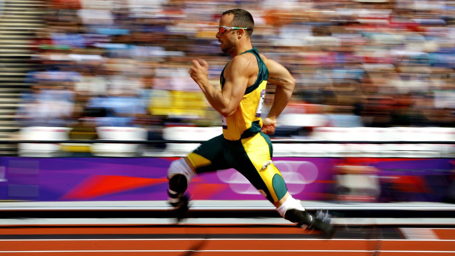 青年运动员奖学金计划帮助优秀选手继续深造，青少年运动会奖金